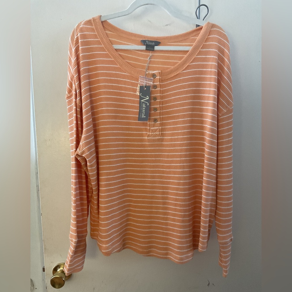 NWT….HENLEY STYLE, QUARTER BUTTON SHIRT, SIZE LARGE.